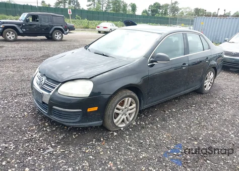 2008 Volkswagen Jetta Se/Sel z USA, uszkodzony, nr VIN 3VWRZ71K08M095770